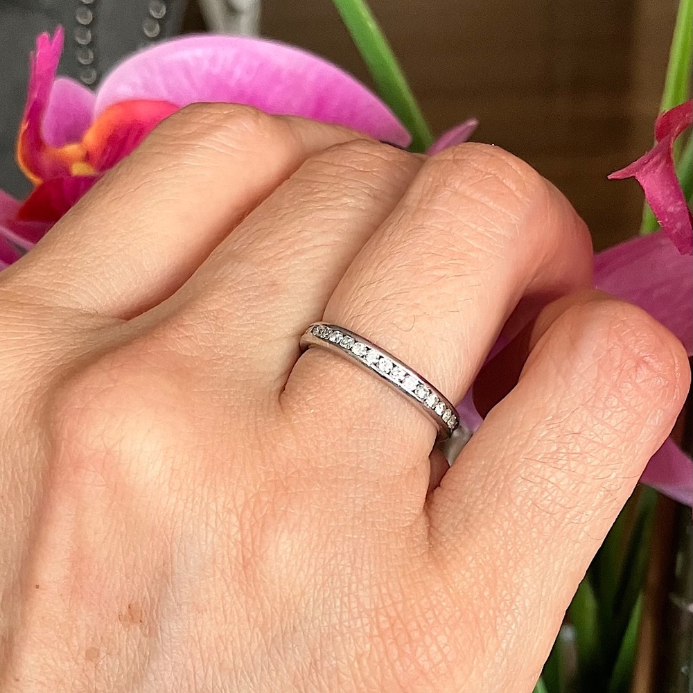 18kt 0.62ct Eternity Diamond Ring White Gold - Picture 4 of 5